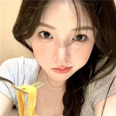 粉红色和铲子
